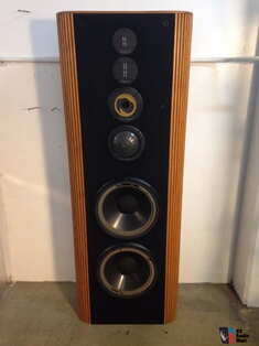 1571132-5ed24ba6-infinity-kappa-9-speakers.jpg