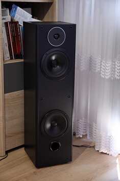 pl_7020.jpg pl_7020.jpg