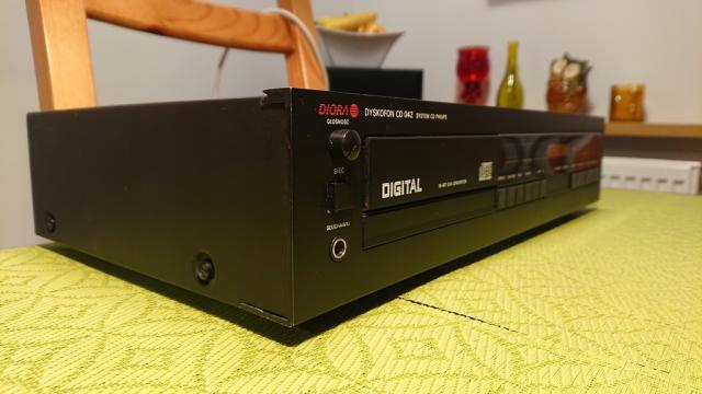 diora_cd_042_3.jpeg